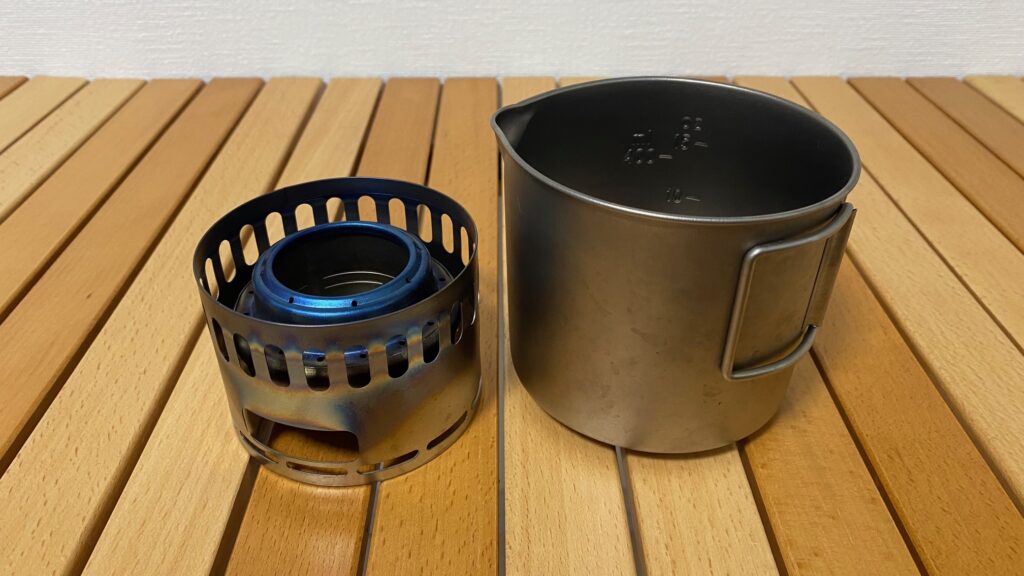 エバニュー　Ti Mug pot 500
チタンアルコールストーブ