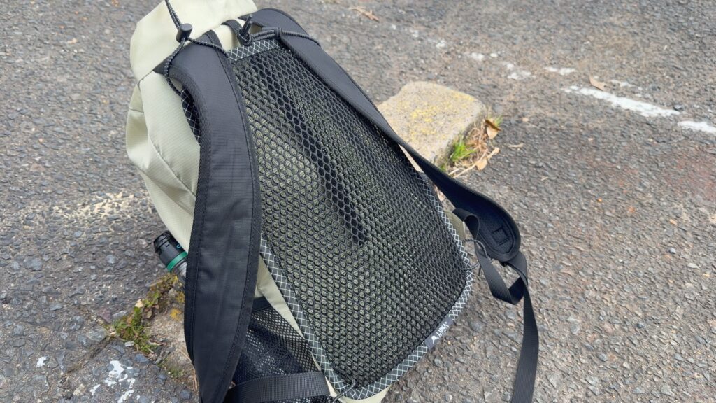 LUNA PROJECT / Back Air Mesh Pad
